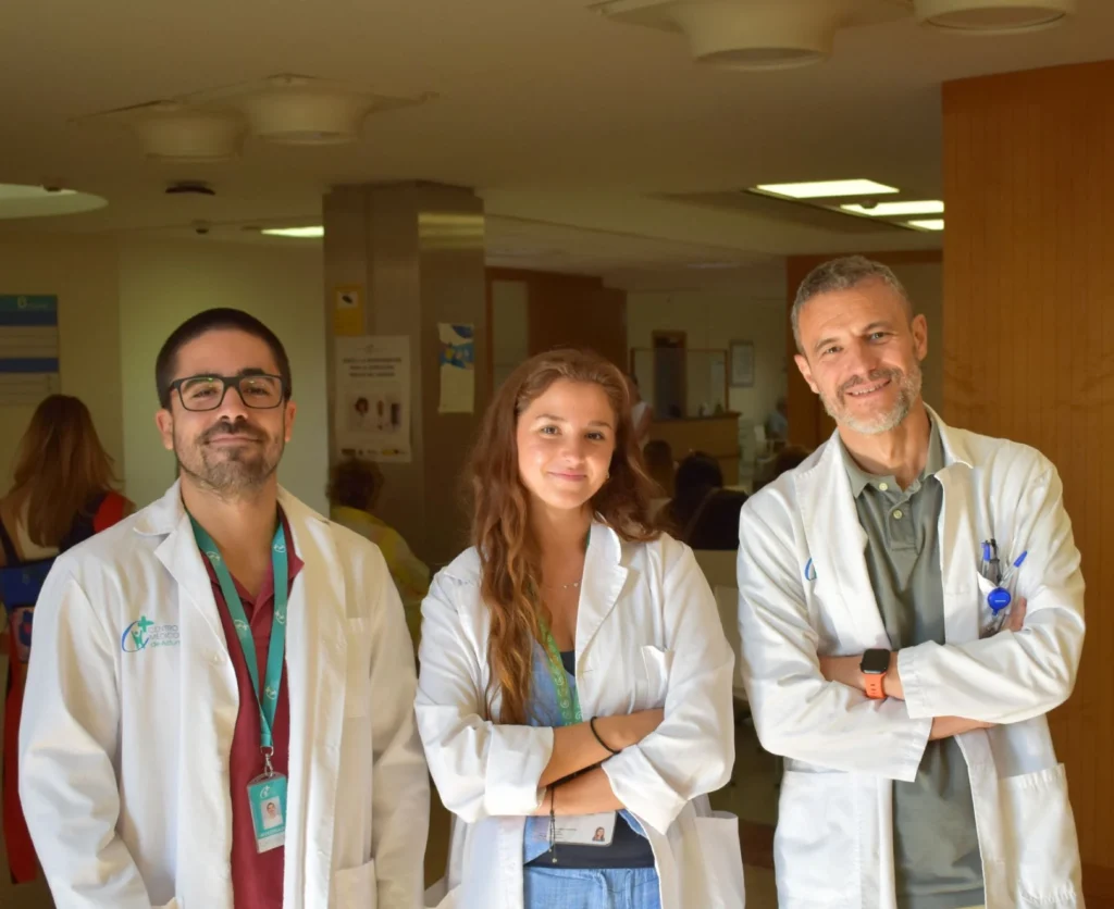 El equipo del FCMA, con Carlos, Rocío y Juan, alcanza el objetivo de 1000 pacientes sobre el final de 3.000